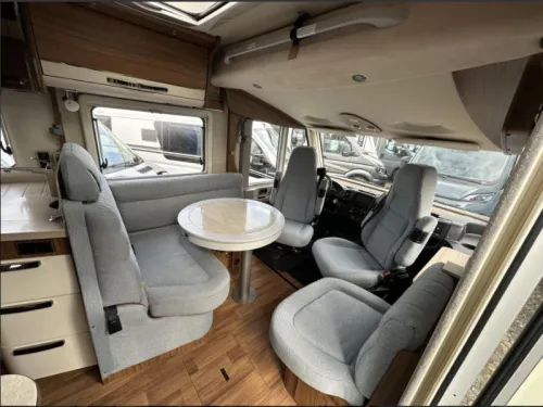 Hymer B 704 PL 3.0 M-JET 180 PK AUTOMAAT  photo: 2
