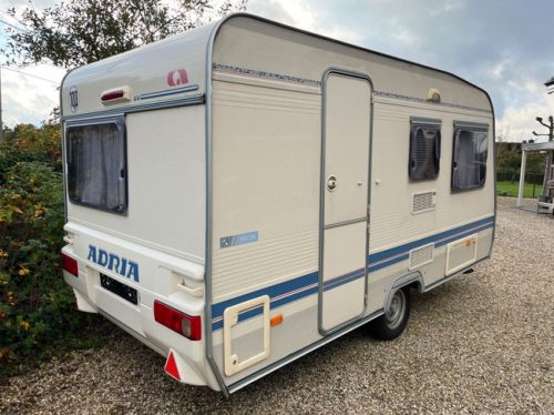 Adria 390 Ds 2 seats, 770 kg lightweight, top condition photo: 1