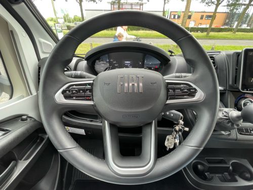 Adria MATRIX PLUS 670 DC QUEENSBED+TOIT RELEVABLE 2025! photo: 14