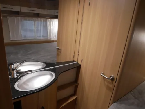 LMC Style 460 D Incl. mover photo: 9