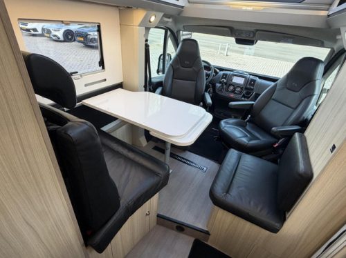 Adria Compact SL Supreme 9T-Automaat 180PK Enkele Bedden Leer Luifel Foto: 13