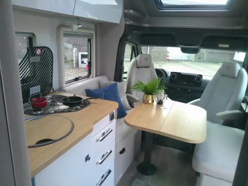 Hymer Tramp S 685 Wie neu! super komplett Foto: 5