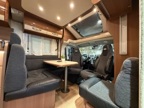 LMC Cruiser 732 T automatic - 5-seater - lift. photo: 11