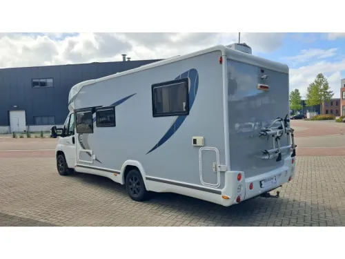 Chausson Titanium 718 XLB Queensbed / Solarmodul / Foto: 2