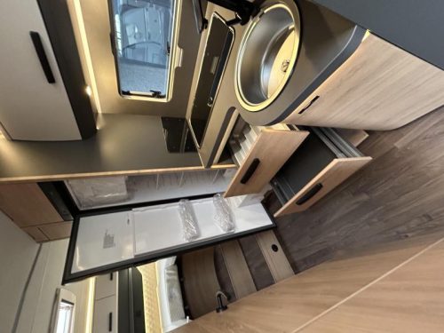 Knaus L!ve Ti 700 MEG Platinum Selection  photo: 13
