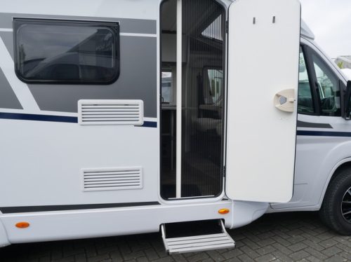 Carado V337, Single beds, 900 kg payload, XL Garage photo: 21
