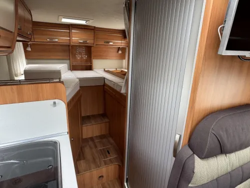 Hymer Van 520 S Single beds space wonder photo: 4