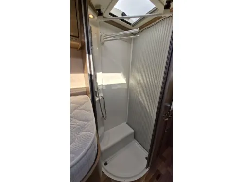 Hymer Tramp 678 Single beds 150HP Heavy photo: 10