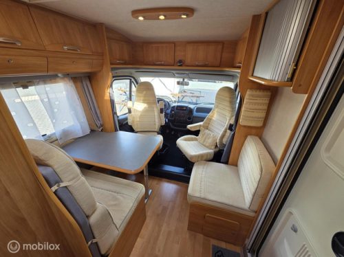 Adria Coral 660 enkele bedden 128pk ☆Trekhaak, 2004, Solar☆ foto: 12