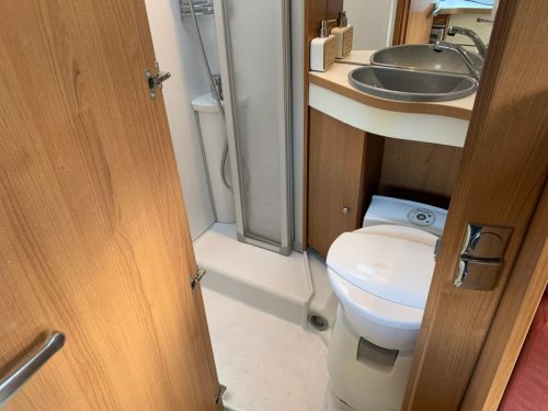 LMC Liberty TI 654 G single beds,lion,air photo: 6