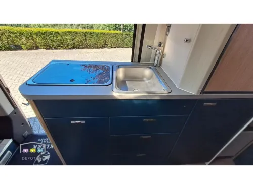 Knaus Boxlife 630 ME Solar panel/ Van conversion  photo: 14