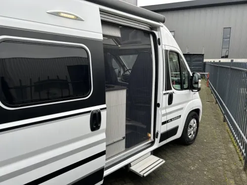 Adria Twin Supreme 600 SPB Towbar, awning, camera photo: 3