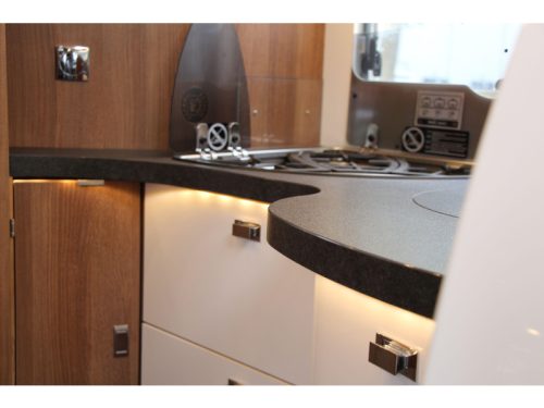 Carthago C-Tourer I 149 LE Single beds Pop-top roof  photo: 44