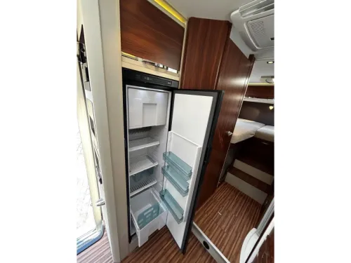 Adria Coral XL Plus 670 SL Oven, 2500 Watt Inverter photo: 13