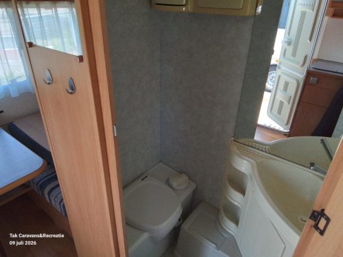 Adria Altea 430 DD Lightweight Caravan photo: 4