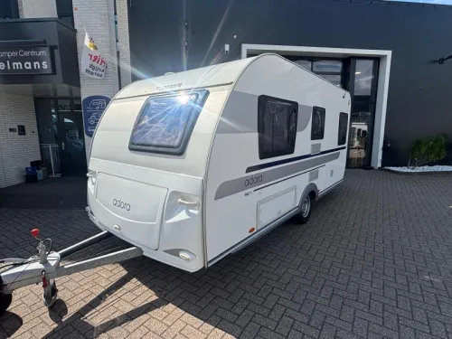 Adria Adora 462 PU Vorzelt, Fahrradtr&auml;ger. Foto: 3