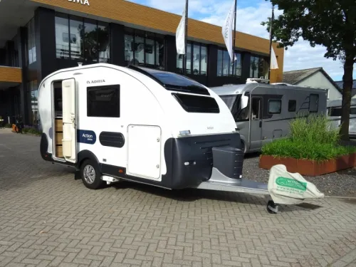 Adria Action 391 PH Rangierhilfe und Unico Markise Foto: 17
