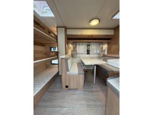 Hobby De Luxe 540 KMFE 3 bunk beds Mover Airco photo: 11
