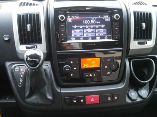 Sunlight V66, Single Beds, 9-Speed Automatic, XL Garage!! photo: 6