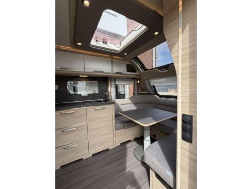 Knaus Sudwind 540 UE Incl. Mover and Awning photo: 10