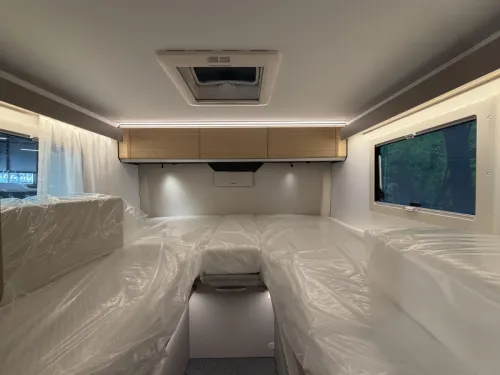 Adria Compact Select DL automatic / single beds  photo: 16