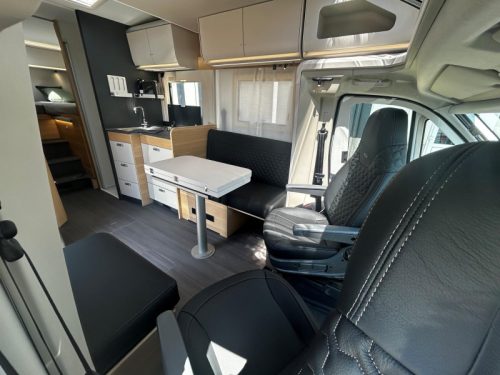 Adria Matrix Axess 650 DL Benelux, Automatik Foto: 6