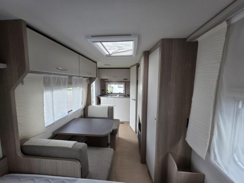 B&uuml;rstner Premio Life 480 TS photo: 7