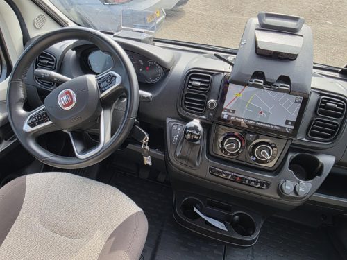 Knaus Van TI Vansation 650 MEG Automatik Oyster TV 90L Foto: 5