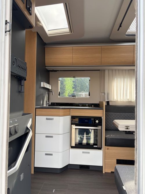 Adria 670 DL Coral Plus Baujahr 2023 14500 km 670 DL Coral plus Foto: 6