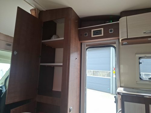 Forster A699 HB ger&auml;umiges 6-Personen-Familien-Wohnmobil Foto: 10
