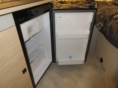 Eriba Touring Silver Edition 542 210 Breit/Einzelbetten!! Foto: 10