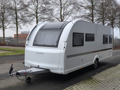 Adria Adora 572 UT Alde heating photo: 5