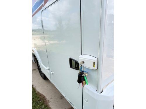 Weinsberg Knaus CaraCompact Pepper 600 MEG MAXXFAN / BEARLOCK / XXL K&Uuml;HLSCHRANK / ST&Uuml;TZEN / TV + SAT / FAHRRADTR&Auml;GER / 2JahreGarantie Foto: 5