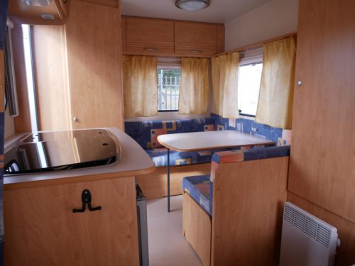 Caravelair Antares 390 Awning, bicycle rack photo: 10