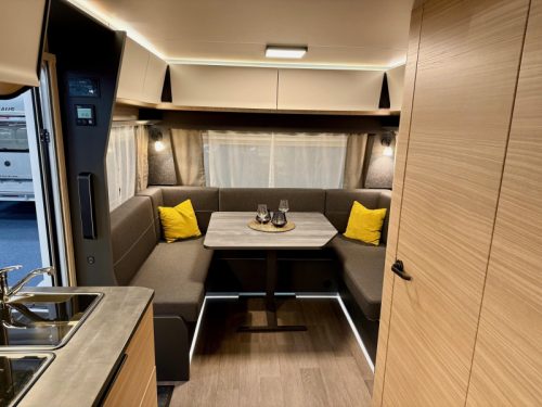 Hobby Maxia 585 UL Rangierhilfe + Kassettenmarkise  Foto: 9