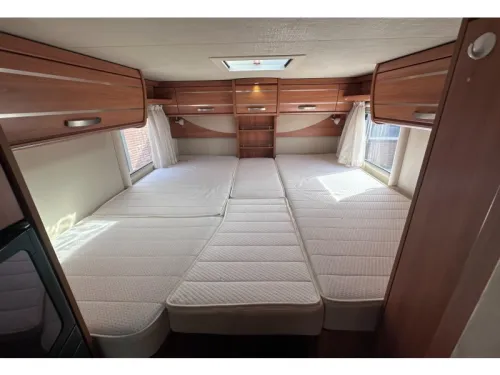 Hymer Exsis-I 678 nur 29000 km Foto: 6