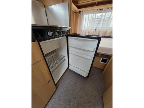 Dethleffs Camper 430 DB  photo: 8