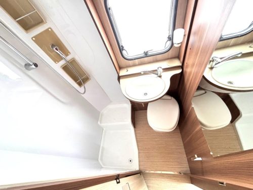 McLouis Glamys 72 Queensbed/2011/Euro4/6.7M photo: 9