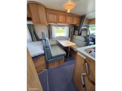 B&uuml;rstner T600 Teilintegriert 2000 ☆TV, Cruise, Festbett☆ Foto: 9