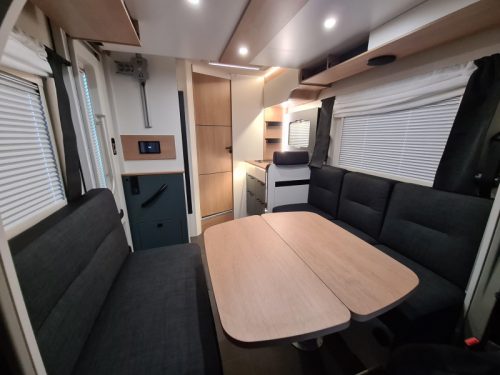 Pilote Atlas A650D Wohnmobil, Hubdach Foto: 6