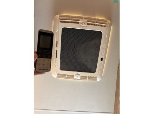 Knaus L!VE I 700MEG photo: 15