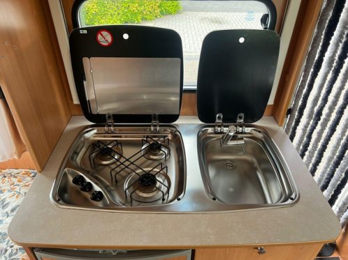 Caravelair Antares Luxe 390 Freeline | Fahrradtr&auml;ger | Dinette | Festbett | Heizung | K&uuml;hlschrank | Foto: 16
