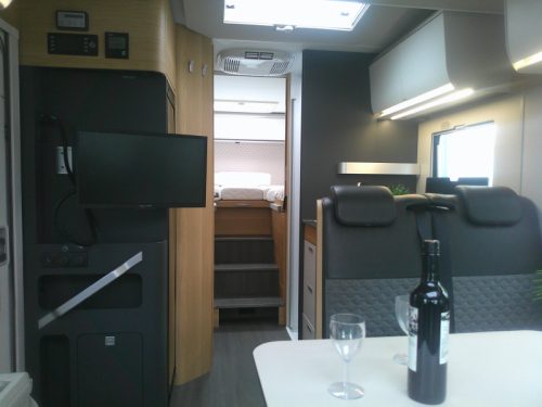 Adria Matrix 670 SL 9-Gang Automatik Foto: 6