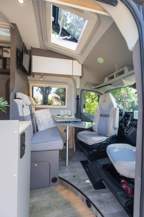 LMC Innovan photo: 7