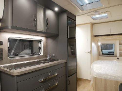 Hobby De Luxe 460 UFE Modell 2027 Foto: 7