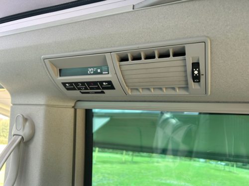 Volkswagen California Transporter Van conversion 2.0 TDI 140 HP Electric Pop-top Roof / Top Condition! photo: 18