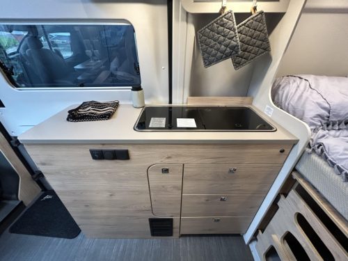 Dethleffs Globetrail 590 DK Compacte buscamper  foto: 18