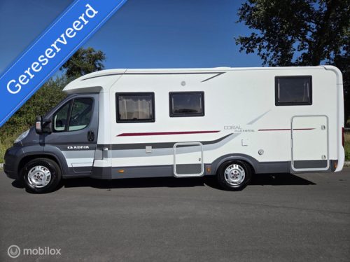 Adria CORAL S 670SL 148PK ☆Einzelbetten, Solar, AUTOMAAT☆ Foto: 4