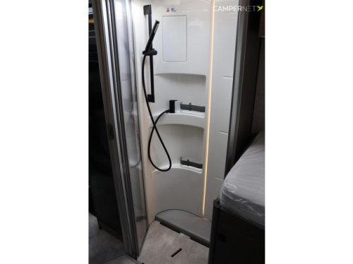 Hymer GT-S 685 170hp Automatic | Face to Face | Oven | Diesel heating | Winter package | Separate Shower | Single beds | New from v photo: 23