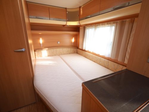 Adria Adora 492 UP mover | awning | canopy photo: 13